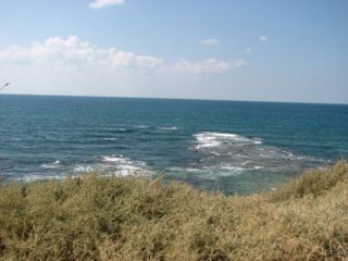 Givat aliya beach.jpg