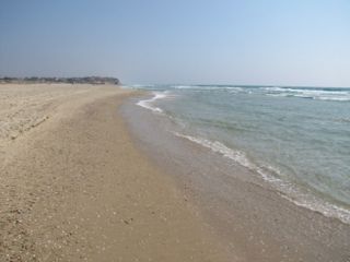 Yannai beach.jpg