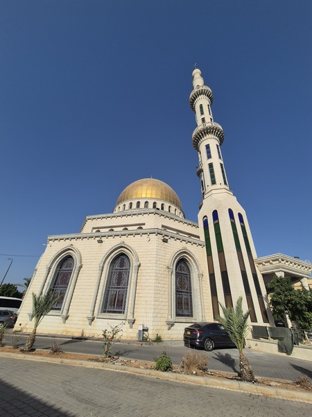 קובץ:מסגד חדש גלגוליה.jpg