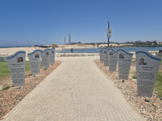 Zikim memorial.jpg